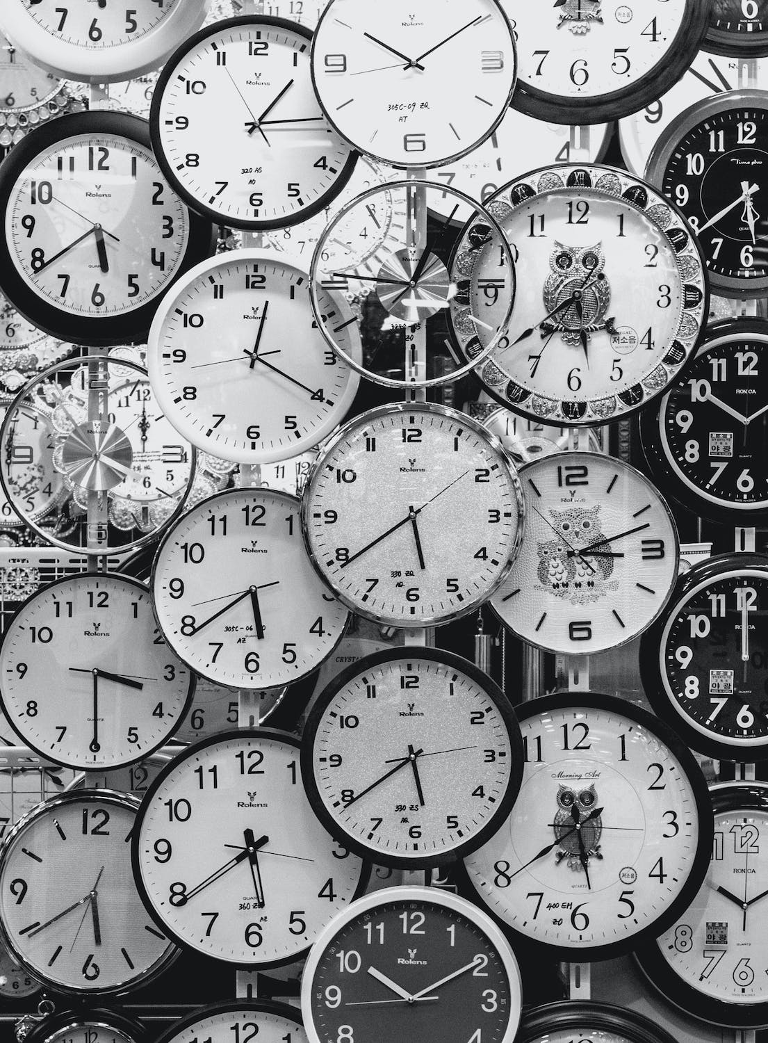 multiple clocks (black and white)